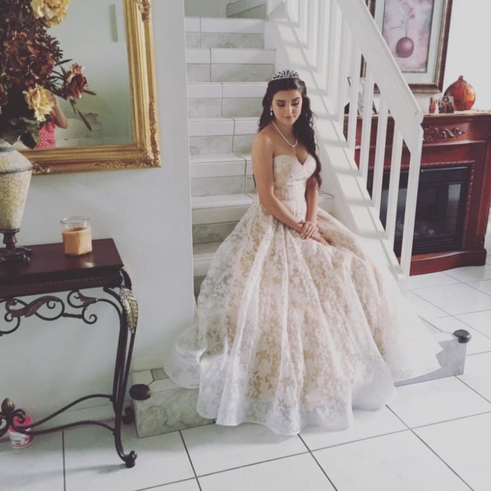 Prom dress